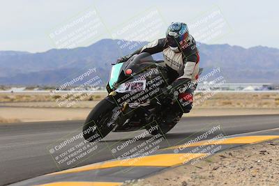 media/Dec-17-2022-SoCal Trackdays (Sat) [[224abd9271]]/Turn 9 Inside (1pm)/